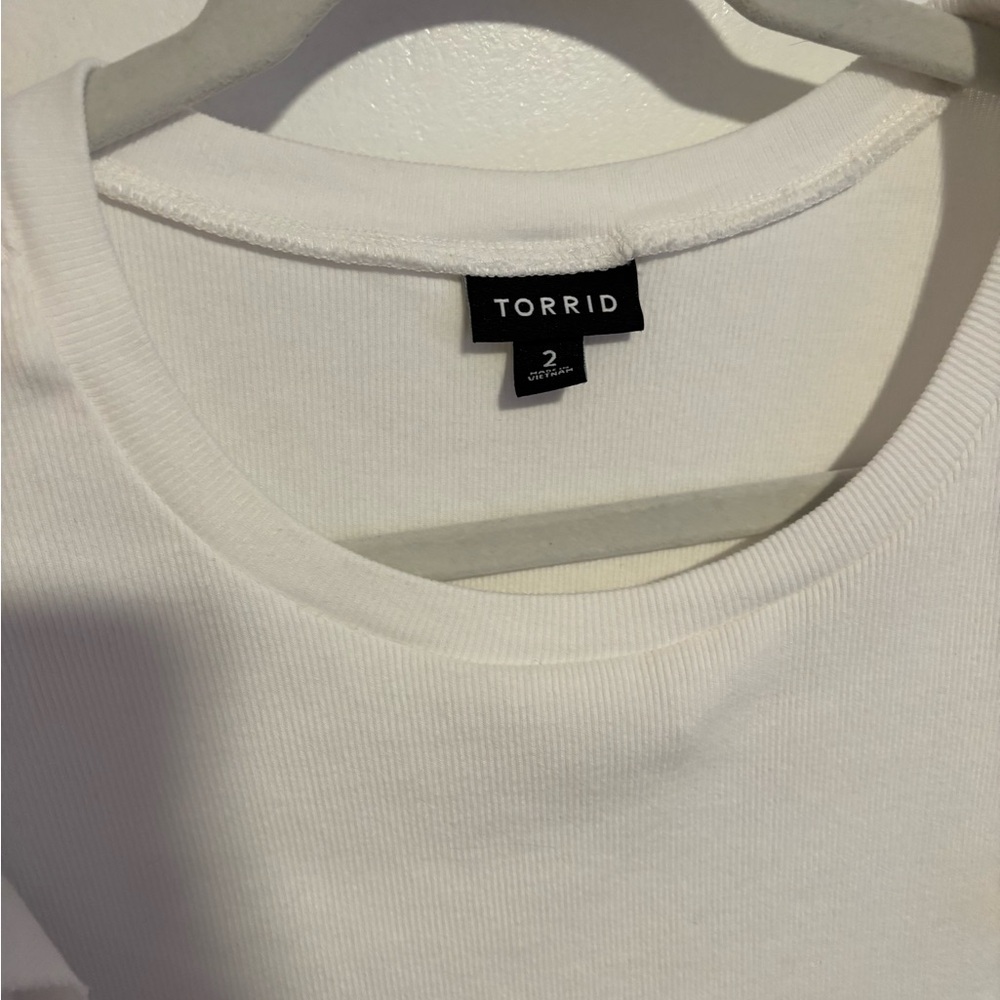 Torrid Ivory Ruffle Sleeve Tee - Picture 3 of 3